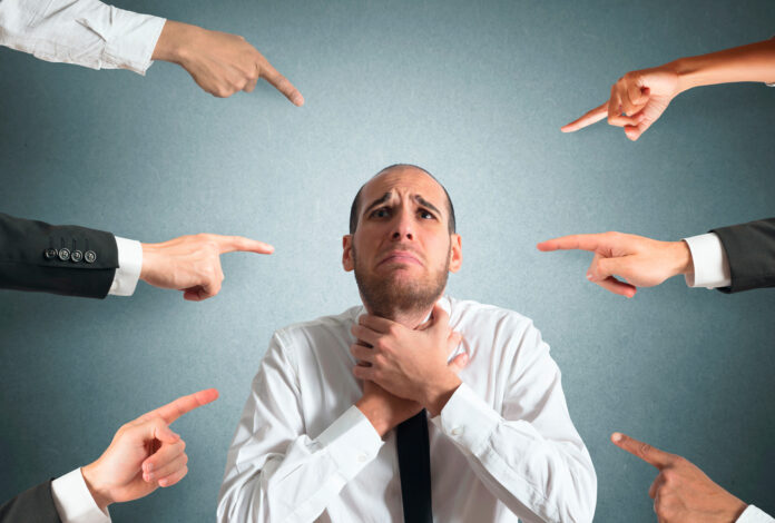 Tenemos-ojos-de-condenacion1